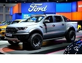 Ford Ranger Raptor độ Option “HAMER4x4”